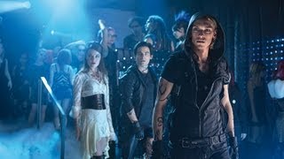 CHRONIKEN DER UNTERWELT  City of Bones  Trailer 2 Deutsch  German  HD [upl. by Gail]