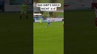 Flugticket Richtung Parkplatz ⚽️🚀 videobeweis football kreisliga sundayleague highlights fun [upl. by Atiugram]