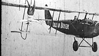 Acrobaties sur Avion  Airborne Acrobatics 1922 [upl. by Frazier]