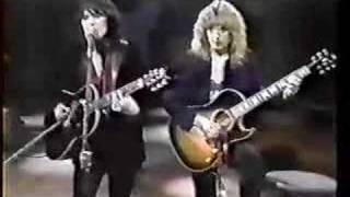 Ann amp Nancy Wilson do Elvis Presley [upl. by Zacks]