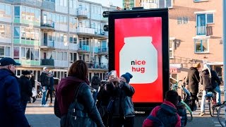 Food amp Beverage Nutella interactive panel gives out compliments  JCDecaux The Netherlands [upl. by Birmingham975]