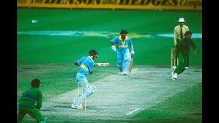 Gavaskar and Azharuddin Classic Match Winning Partnership of 132 Runs against Pakistan  MCG 1985 [upl. by Lehte240]