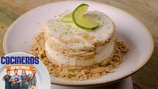 Receta Fácil Carlota de limón Cocineros Mexicanos [upl. by Aletta224]