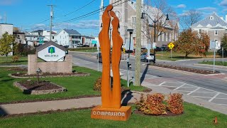 La 5e sculpture s’installe à la ville de SaintLinLaurentides [upl. by Erreipnaej]