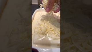 Béchamel maison hyper simple et milles fois meilleur 😍 bechamel recettefacile astuce recette [upl. by Sel793]