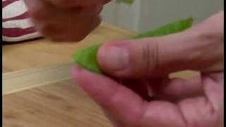 Cooking Tips  How to Clean Snap Peas [upl. by Hinkle]