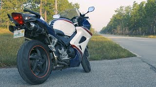 20022009 Honda VFR800 Delkevic Exhaust HQ Audio [upl. by Anerok881]