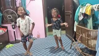 nepali boksi song ma Xori haruko dance nepalimusic subscribe [upl. by Aneda]