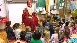 Nikolaus besucht FranzvonAssisiSchule [upl. by Saito]