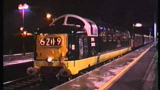 Deltic D9000 Royal Scots Grey and class 47 47758 at Stevenage 22nd December 1996 [upl. by Anicart]