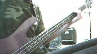 Minority  Green Day Bass [upl. by Damalis]