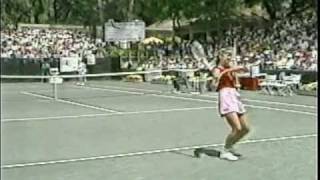 Chris Evert defeats Martina Navratilova 60 60 in the 1981 Amelia Island final [upl. by Heigho]