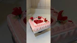 Beautiful cake decoration ytshorts viralshort cake [upl. by Edlihtam]