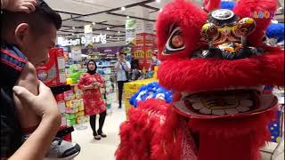 Tiga Barongsai di Transmart Bandung [upl. by Zakaria294]