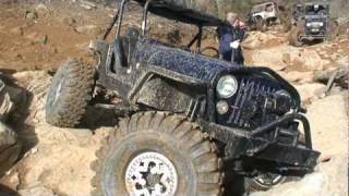 Tim Cameron making an Amazing save in Ol Blue on the lunch line at GrayRock Offroad park [upl. by Myrah]