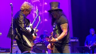 So excited to see Don Felder the original author of 《Hotel California》With Slash playing guitar [upl. by Katti497]