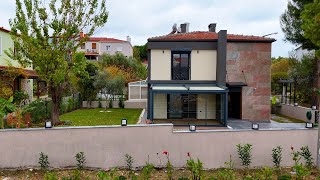 Urla Merkezde Satılık Villa [upl. by Volnay]