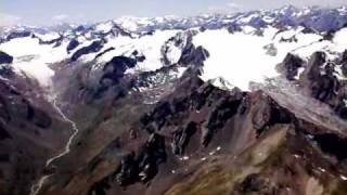 Flug ins Oberbergtal Stubaier Alpen [upl. by Wescott687]