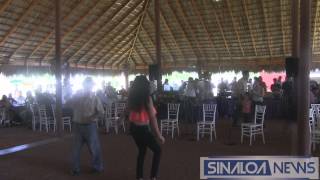 ASI SE BAILA EN SINALOA [upl. by Roshelle]