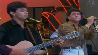 Leandro e Leonardo  Talismã  Domingão do Faustão 1990 [upl. by Lladnew]