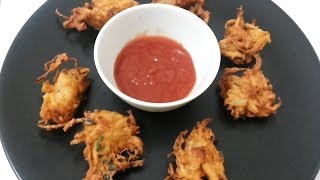 Crispy Onion PakodaPakora recipe  Maharashtrian Kanda Bhaji recipeBest Indian snack Pyaj Pakora [upl. by Kirk323]