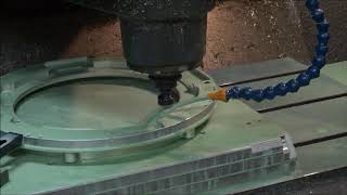 Cincinnati Milacron Model Sabre 1250 Vertical Machining [upl. by Beichner]