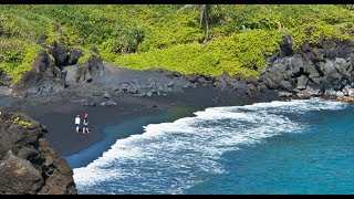 Playa de Arena Negra Maui Hawaii [upl. by Mobley]