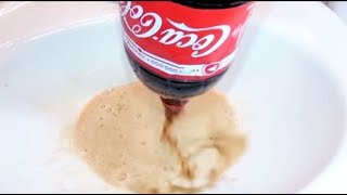 COKE  BAKING SODA  VINEGAR  DIRTY SINK  CLEAN SINK The Effects Of Using Coke To Clean [upl. by Erait]