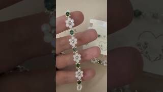 White Petals And Green Gems Bracelet handmade bracelet daisy [upl. by Beaver]