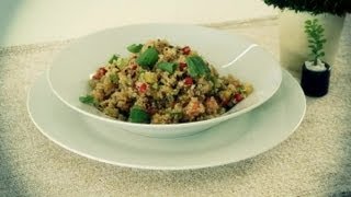 How to Make a Quinoa Salad  Lunch on the Go [upl. by Baumbaugh]