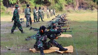 Latihan menembak oleh komandan korps marinir abdinegara army tni marinir [upl. by Emiline]