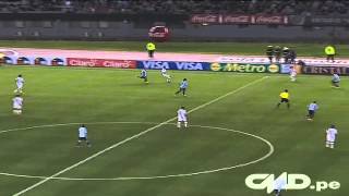 El golazo de Claudio Pizarro a Argentina [upl. by Nawed340]