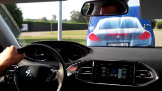 Freinage automatique durgence  Peugeot 308 [upl. by Ahsiner]