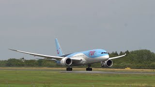 Eerste keer Boeing 7878 Dreamliner Tui landing taxiën en opstijgen op Groningen Airport Eelde [upl. by Wons]