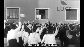 Mussolini inaugura Cinecittà [upl. by Sharline]