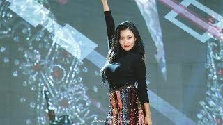 4K 180929 LG 행복나눔 페스티벌 마마무 화사 직캠 Mamamoo Hwasa Fancam [upl. by Adlih]