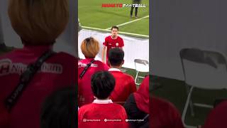 Momen Justin Hubner Beri Jersey Ke Suporter Cerezo Osaka Yang Datang Dukung Timnas U23 Vs Jordania [upl. by Ahsain]