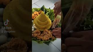 Tasyakuran tumpeng mini [upl. by Ennahtur]