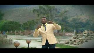 CLIPS JOSE NZITA JE M EN FOUS [upl. by Glarum212]