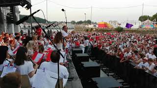 Fêtes de Bayonne 2019  quotla Peña Baionaquot par lHarmonie bayonnaise à louverture [upl. by Ylicic976]