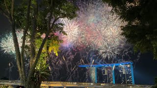 Singapore New Year’s Eve 2024 fireworks in full [upl. by Jeanne]