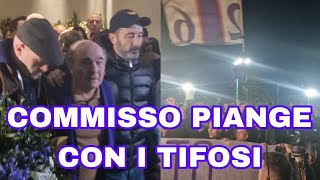 🥺 COMMISSO PIANGE CON I TIFOSI DELLA CURVA FIESOLE LULTIMO SALUTO DEI TIFOSI VIOLA A JOE BARONE 💜 [upl. by Acebber]