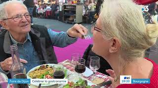 La foire gastronomique de Dijon  un moment convivial et gourmand [upl. by Nnaaihtnyc]