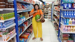 Puso una sandia en la p4nza para fingir un embrazo y roVar un supermercado [upl. by Eillat493]