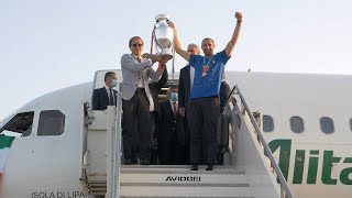 Il ritorno degli Azzurri a Roma dopo la vittoria dell’Europeo  EURO 2020 [upl. by Adia]