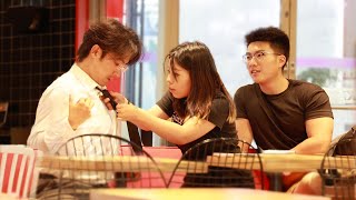 When Disabled Boy Cant Tie His Tie  Social Experiment “我试试行吗”看到行动不便的男生无法自己系领带，接下来的画面好暖 [upl. by Yarazed]