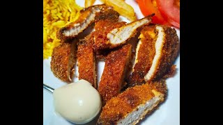 إسكالوب دجاج متبل و باني escalope de poulet mariné pané croustillant trés bon [upl. by Estey]