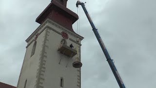 Nach 81 Jahren 4 neuer Glocken für Stadtpfarrkirche Groß Enzersdorf  Empfang Weihe Hochziehen [upl. by Arok]