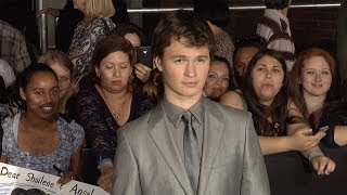 Ansel Elgort DIVERGENT World Premiere Arrivals Carrie Divergent [upl. by Nnayt]