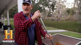 Swamp People A Crawfish Boil with the Edgars and Landrys  History [upl. by Eugenius222]